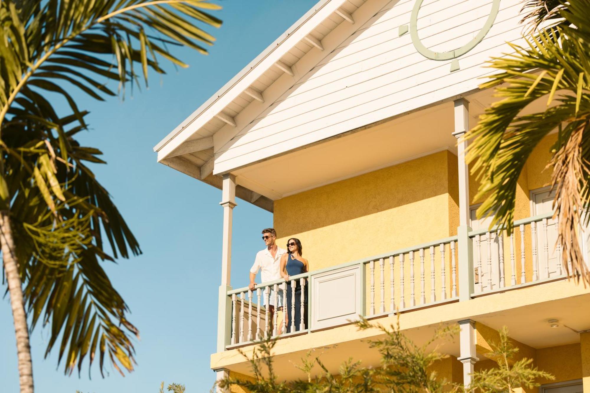 Jewel Paradise Cove Adult Beach Resort & Spa ランアウェイ・ベイ エクステリア 写真