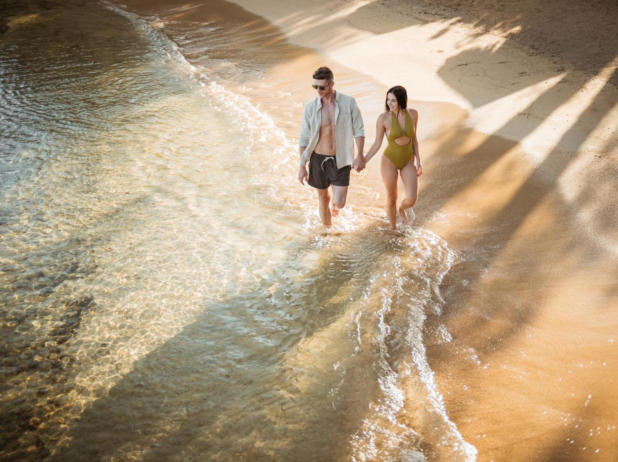 Jewel Paradise Cove Adult Beach Resort & Spa ランアウェイ・ベイ エクステリア 写真
